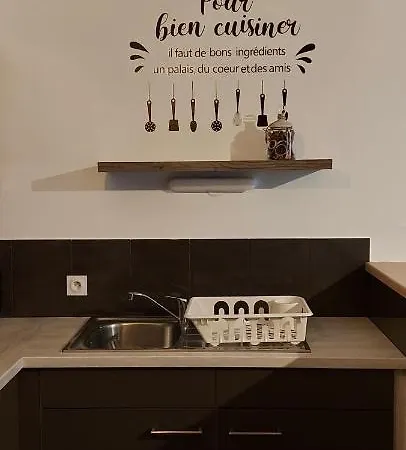 Neuf Au Centre Situe Au Rdc Avec Terrasse *
